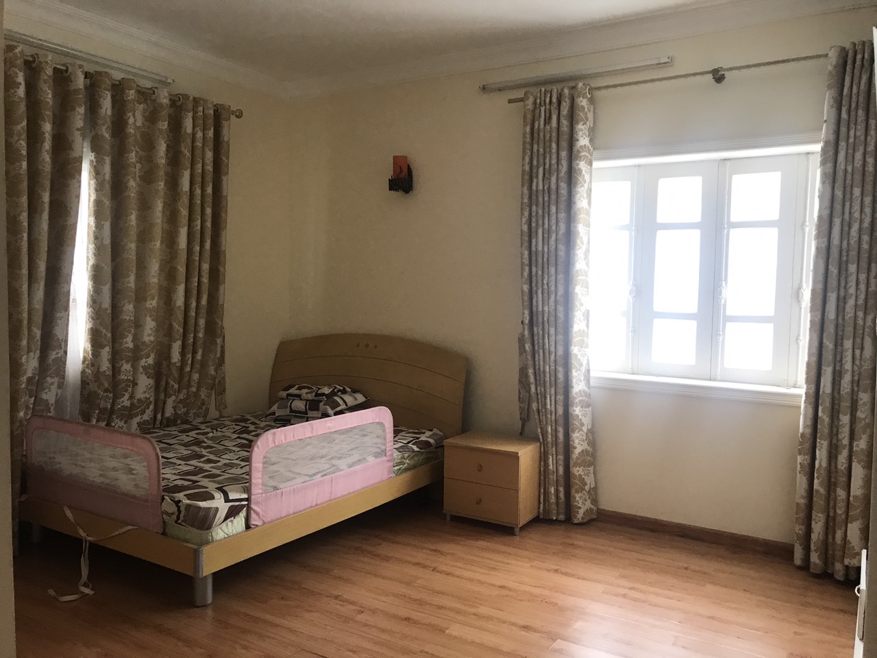 Bán biệt thự 198m2 mặt đường đôi khu C2 Ciputra khu đô thị Nam Thăng Long Tây Hồ 4