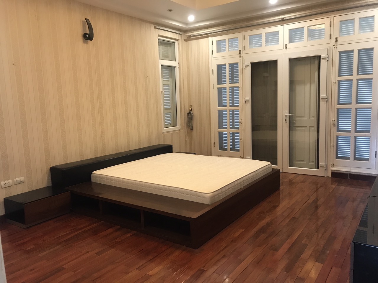 Bán biệt thự sân vườn siêu đẹp dãy T3 Ciputra Hà Nội 7