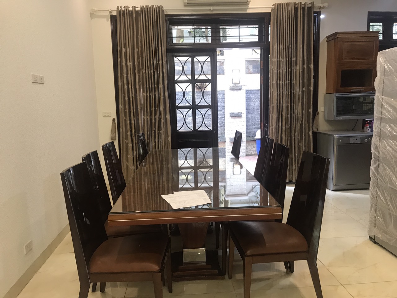 Cần bán biệt thự sân vườn 126m2 khu C1 dãy biệt thự Ciputra Tây Hồ Hà Nội 2