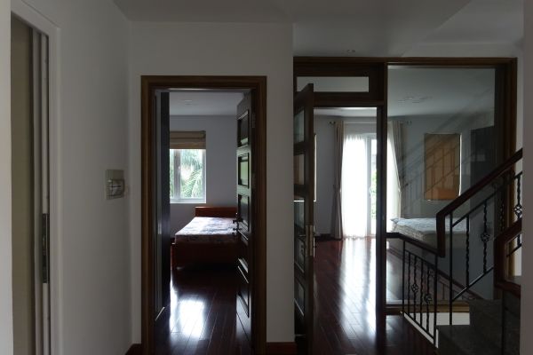 Cho thuê biệt thự 150 sân vườn dãy T7 Ciputra Hà Nội 11