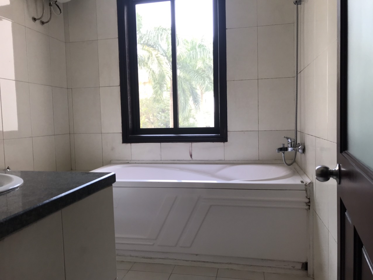 Cho thuê biệt thự đẹp dãy C2 khu Ciputra Hà Nội 8