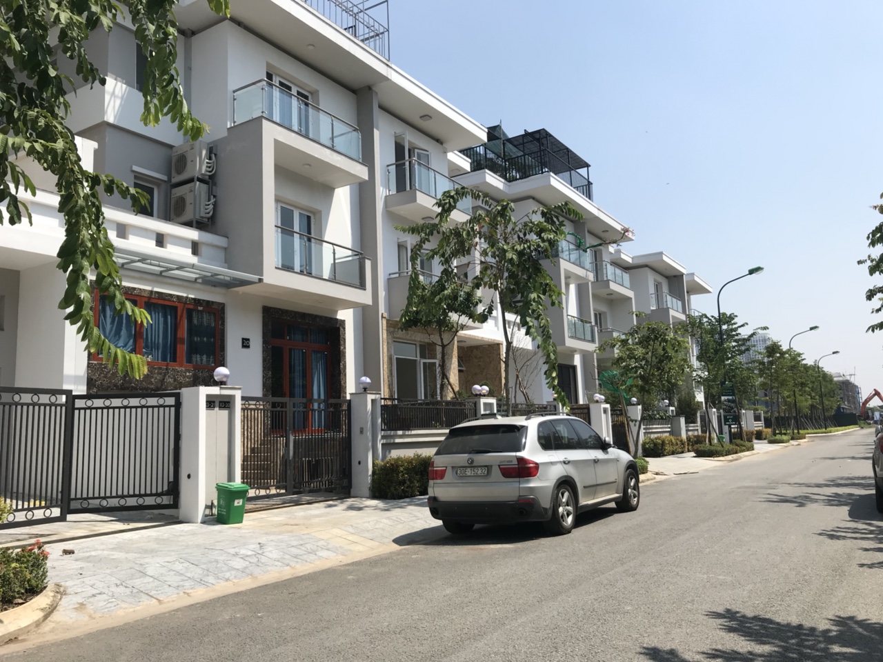 Cho thuê Biệt thự hướng Nam 180m2 dãy K3 GardenVille Ciputra 1