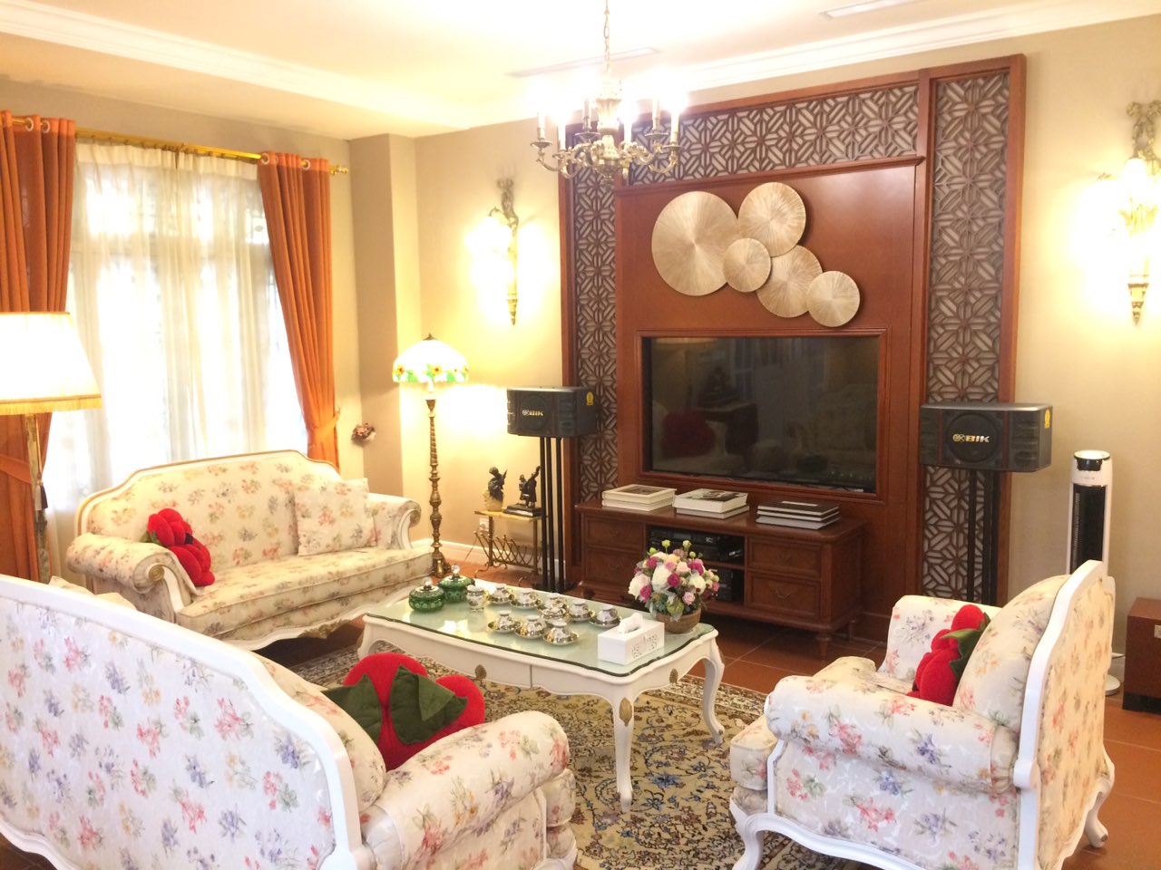 Cho thuê Biệt thự sân vườn dãy C7 khu đô thị Ciputra Hà Nội 1