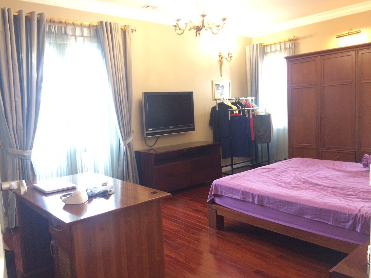 Cho thuê Biệt thự sân vườn dãy C7 khu đô thị Ciputra Hà Nội 9