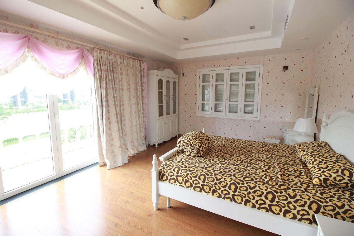 Cho thuê biệt thụ T3 Ciputra 5 phòng ngủ đủ đồ 6