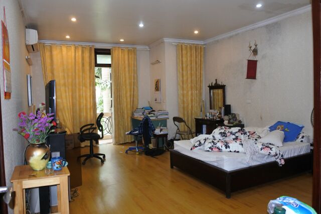Bán biệt thự 5 Phòng Ngủ giá rẻ ở Lô D5 Khu Đô Thị Nam Thăng Long, Ciputra Hà Nội 5