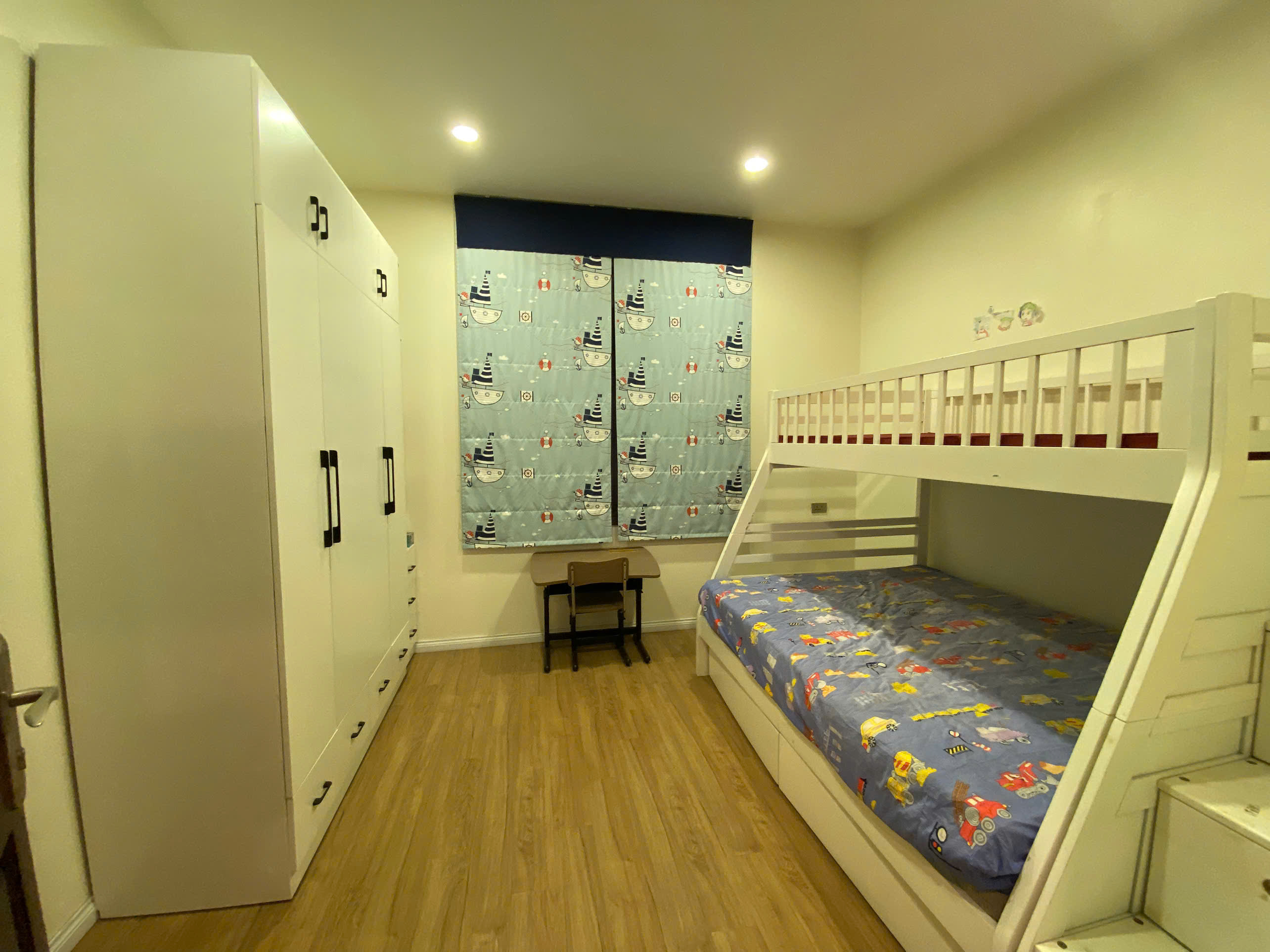 Bán biệt thự lô C2 giá rẻ diện tích 126m2 ở khu Ciputra Hà Nội giá hơn 46 Tỷ 12