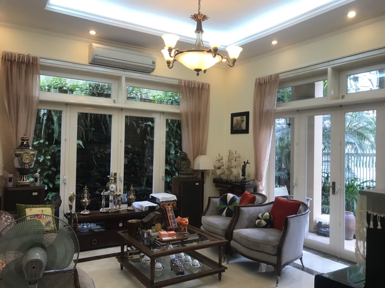 Bán biệt thự sân vườn 150m2 dãy T7 Ciputra Hà Nội 1