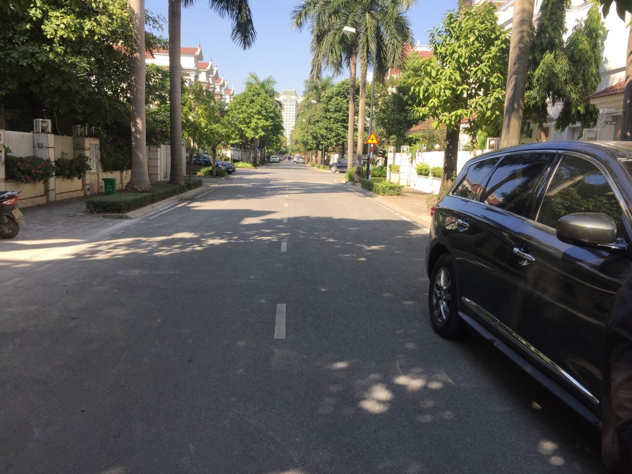 Bán biệt thự sân vườn 150m2 Khu T Ciputra Hà Nội 1