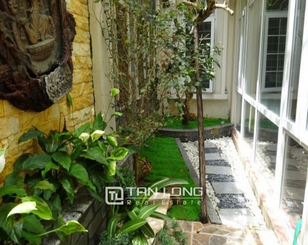 Bán biệt thự sân vườn dãy T7 khu đô thị Ciputra Hà Nội 6