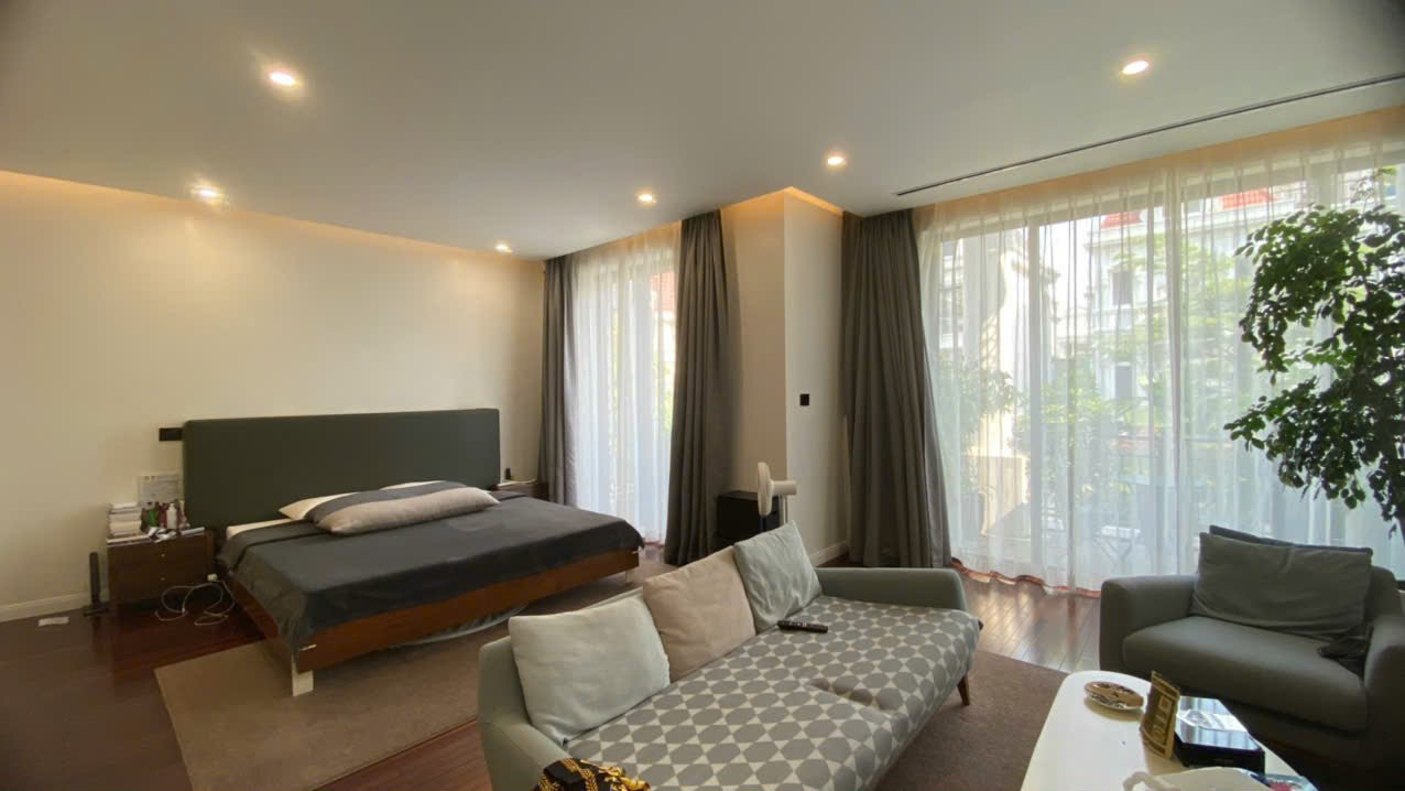 Biệt thự 6 Phòng Ngủ sửa đẹp sân vườn rộng ở lô T1 Ciputra Hà Nội bán giá rẻ 7