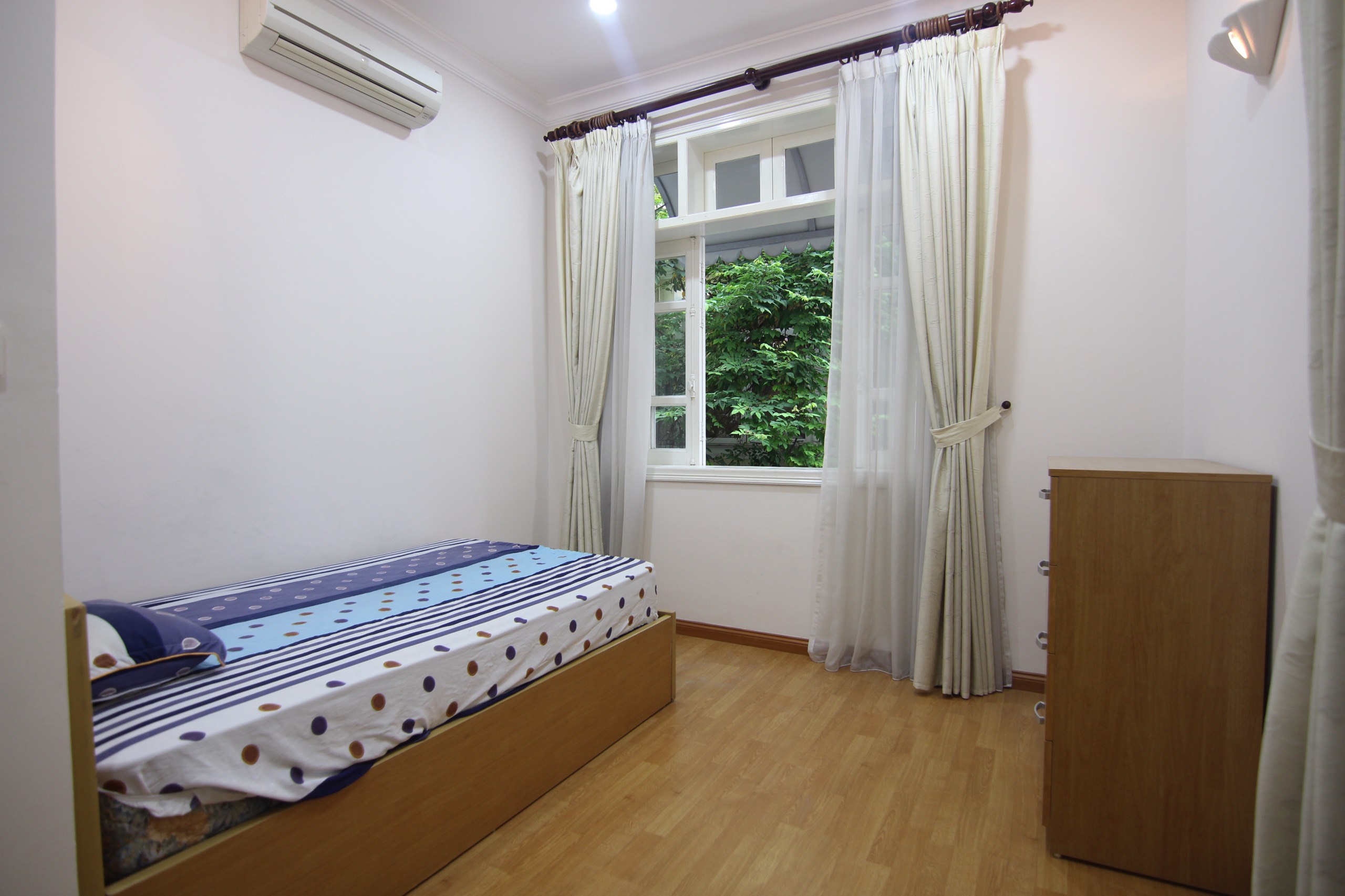 Biệt thự cho thuê khu D4 Ciputra 5 phòng ngủ đủ đồ gần trường Unis 3