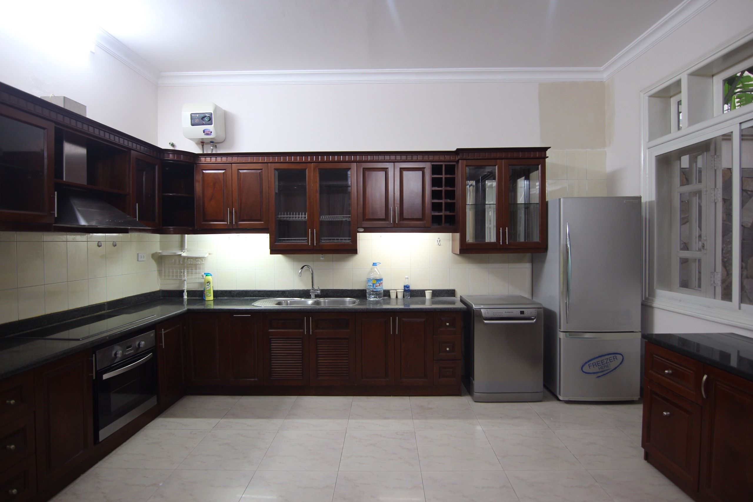 Biệt thự cho thuê khu D4 Ciputra 5 phòng ngủ đủ đồ gần trường Unis 5