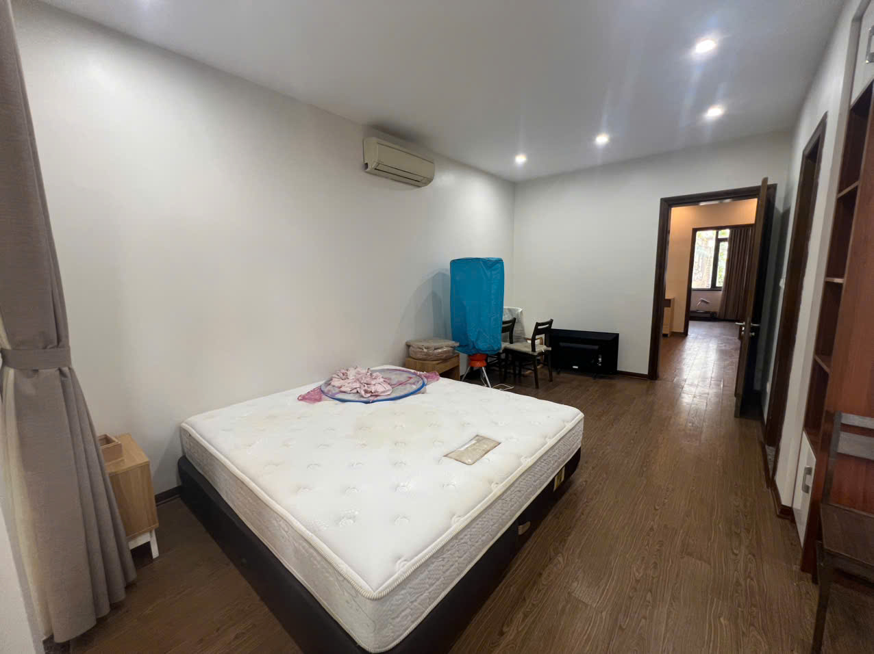 Biệt thự cho thuê lô C4 Khu Ciputra Hà Nội sửa đẹp đủ đồ giá 38 Triệu/Tháng 11