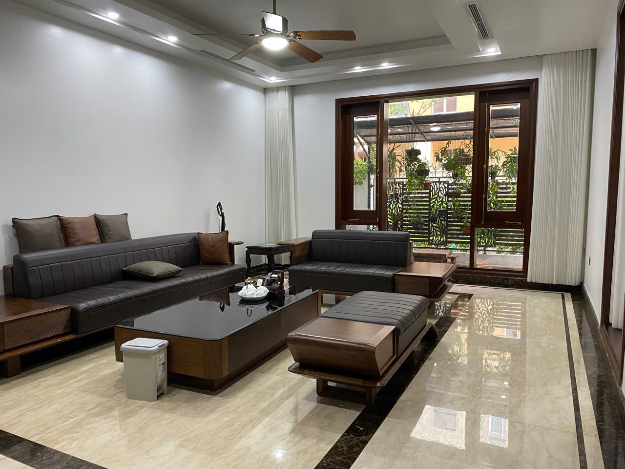 Biệt thự sửa đẹp hướng Đông Nam sửa đẹp giá rẻ ở Lô G1 Ciputra Hà Nội Bán 4
