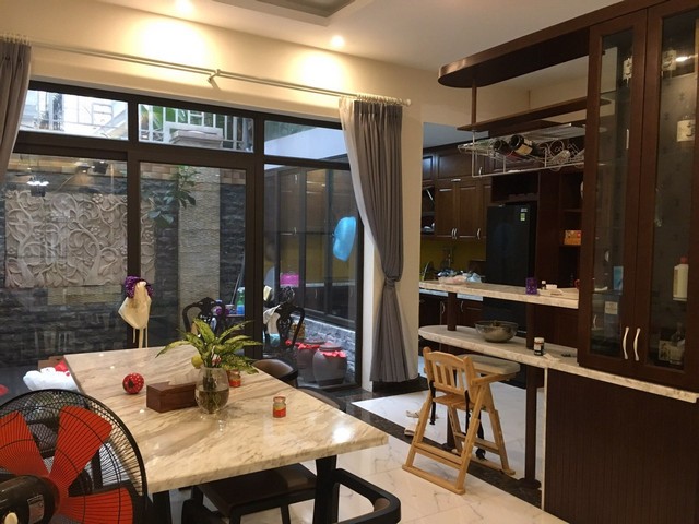 Cần bán biệt thự 126m2 khu C4 Ciputra Tây Hồ Hà Nội 2