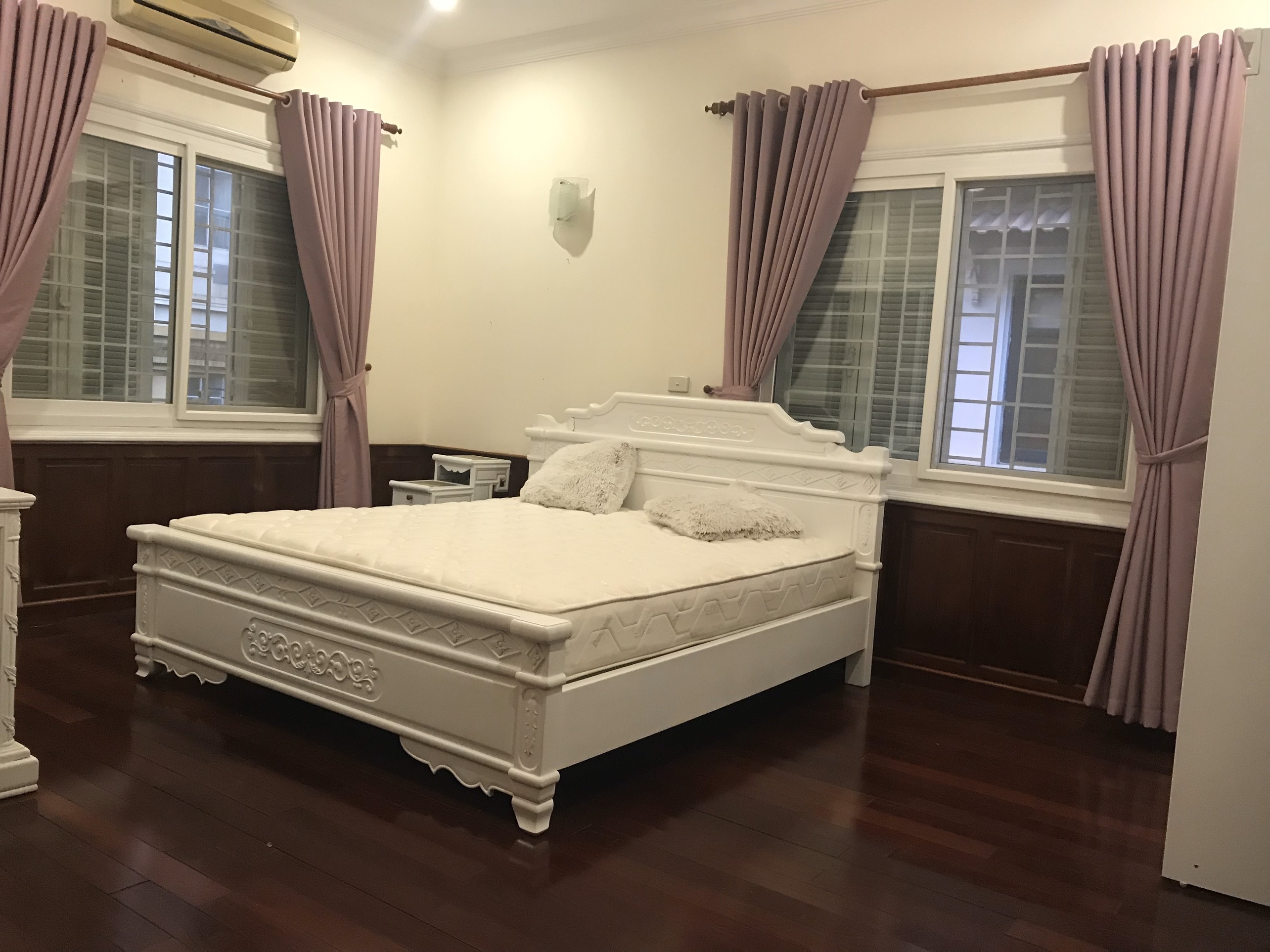 Cho thuê biệt thự đẹp dãy G10 khu Ciputra, quận Tây Hồ, Hà Nội 10