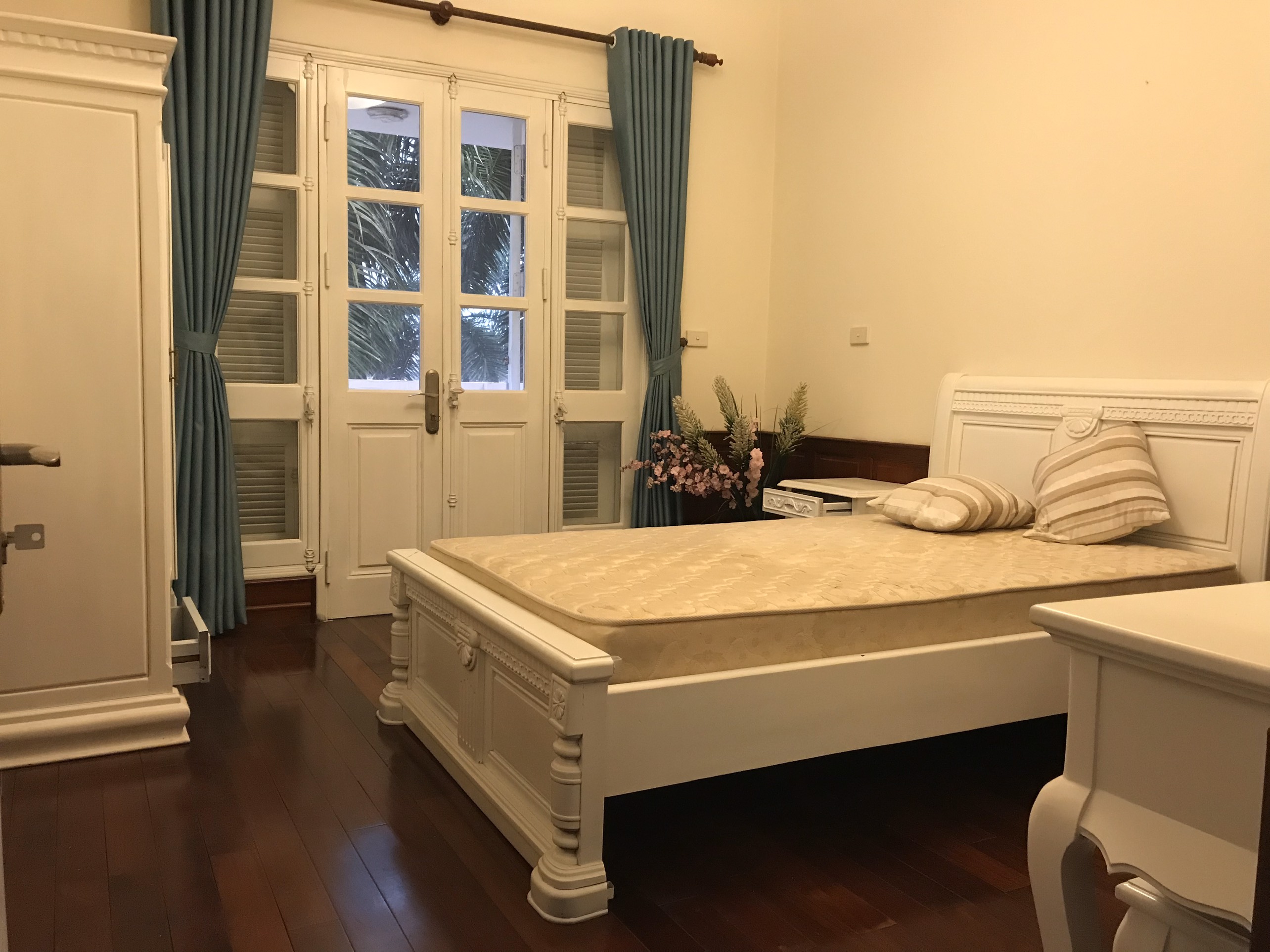 Cho thuê biệt thự đẹp dãy G10 khu Ciputra, quận Tây Hồ, Hà Nội 11