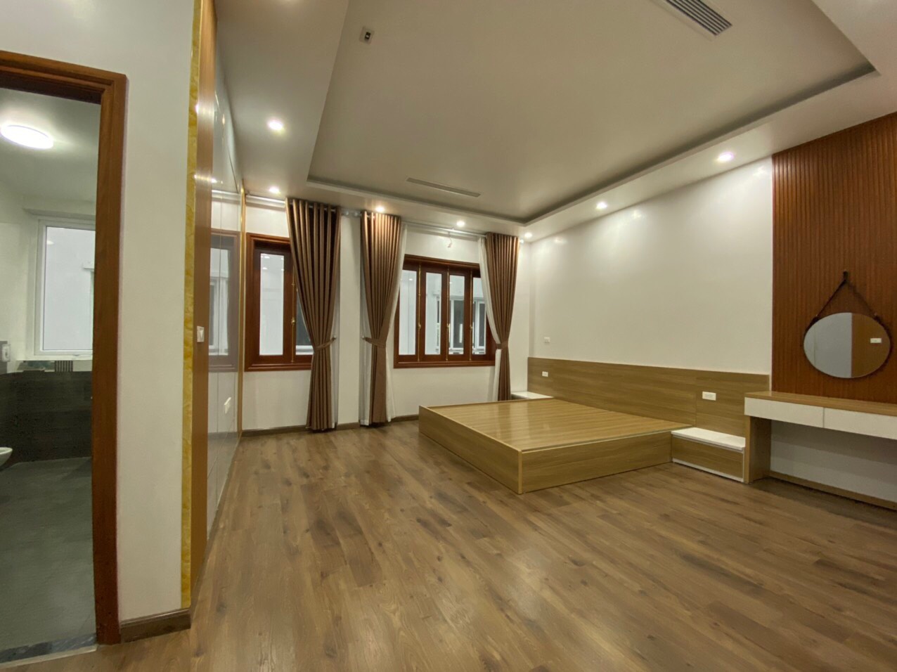 Cho thuê biệt thự đẹp, hiện đại khu K5 Ciputra, quận Tây Hồ, Hà Nội 1