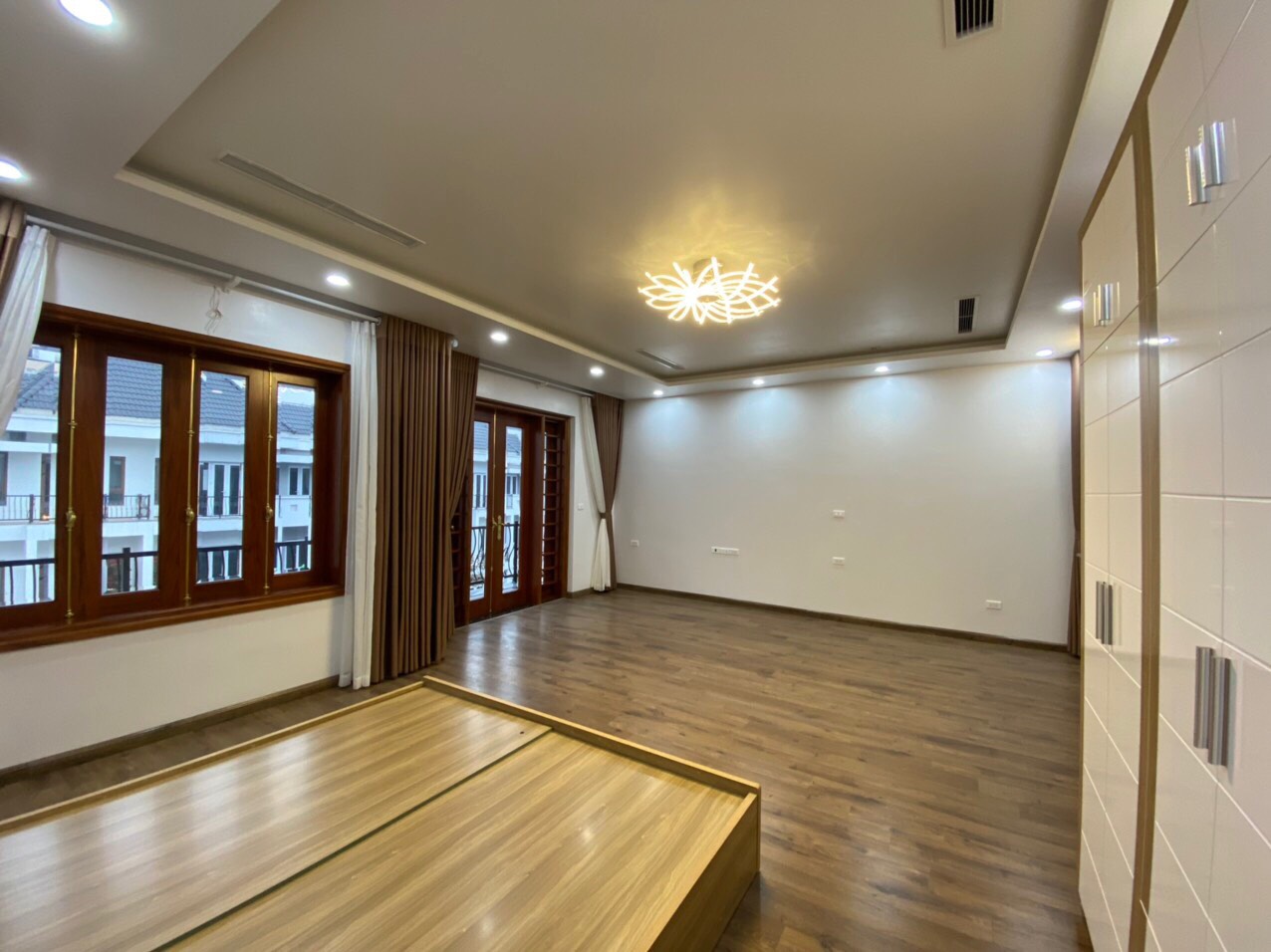 Cho thuê biệt thự đẹp, hiện đại khu K5 Ciputra, quận Tây Hồ, Hà Nội 6