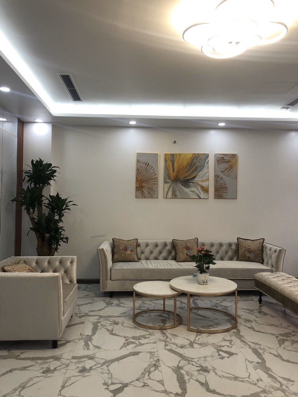 Cho thuê liền kề K4 - Grand Gaden villas 140m nhà đẹp đầy đủ đồ 2