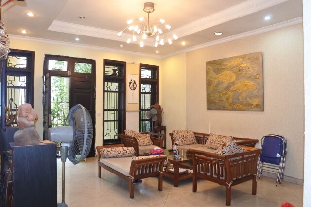 Bán biệt thự 5 Phòng Ngủ giá rẻ ở Lô D5 Khu Đô Thị Nam Thăng Long, Ciputra Hà Nội