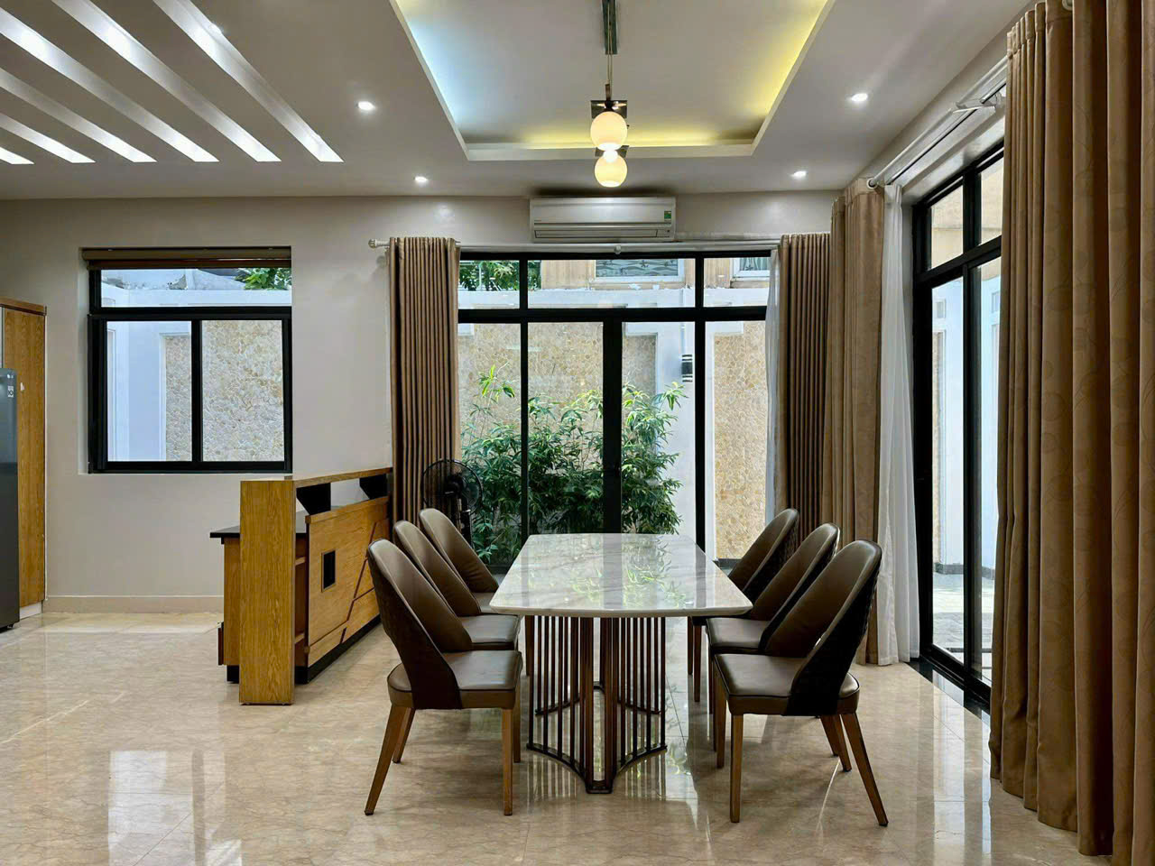 Bán biệt thự 5 Phòng Ngủ Lô T Khu Đô Thị Nam Thăng Long rẻ chỉ 63 Tỷ