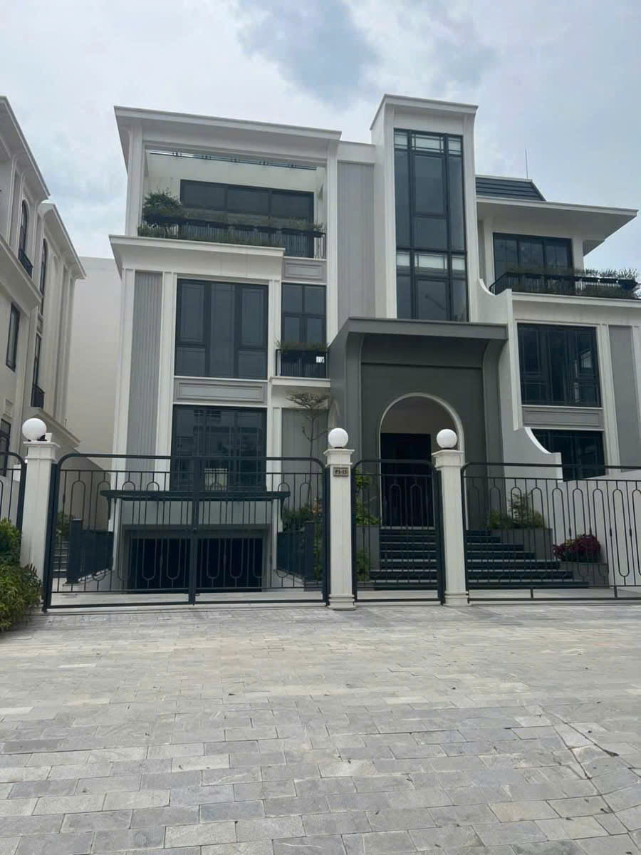 Biệt thự Lô P ở Khu Ciputra bán diện tích từ 120m2 đến 324m2 bán giá từ 435 Triệu/m2